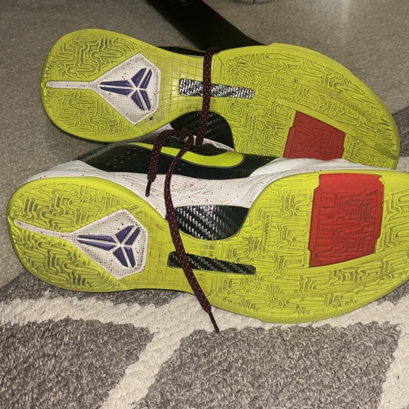 Size 15 Nike Kobe 5 protro chaos - Picture 7 of 8